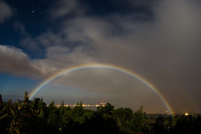 Image of a moonbow.